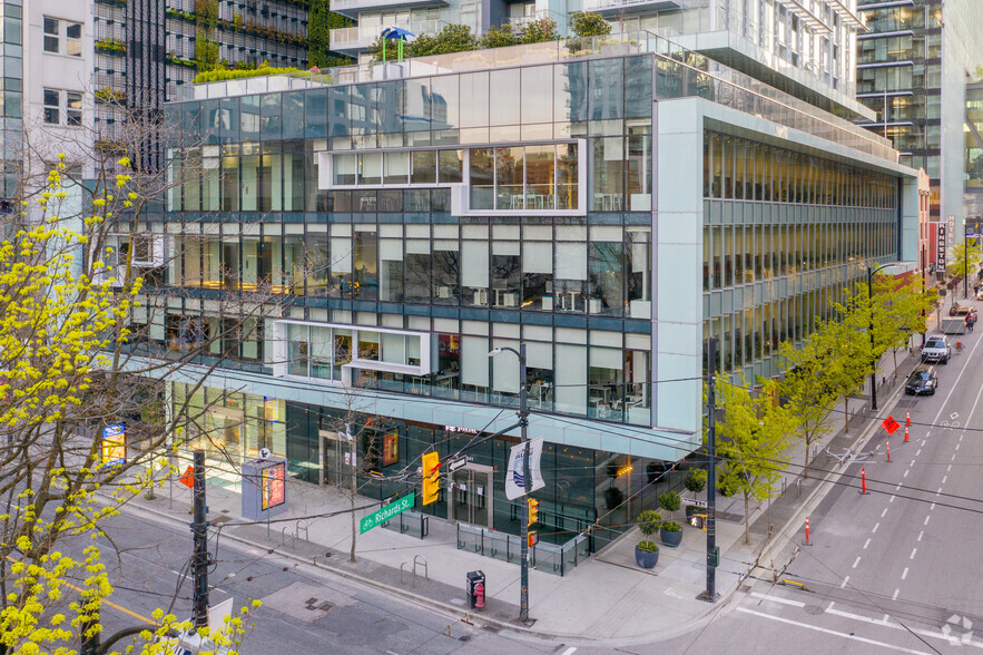 777 Richards St, Vancouver, BC à louer - Photo principale – Image 1 sur 4