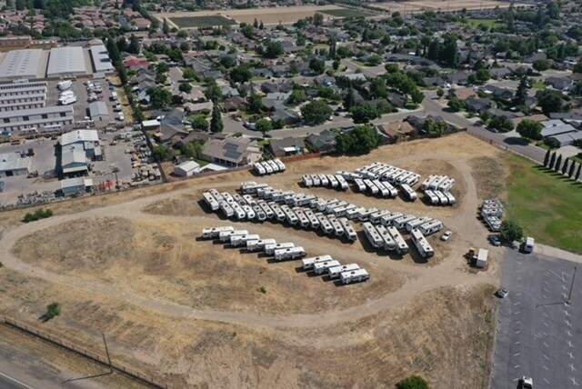 2700 N Golden State Blvd, Turlock, CA à vendre - Photo de l’immeuble – Image 2 sur 3