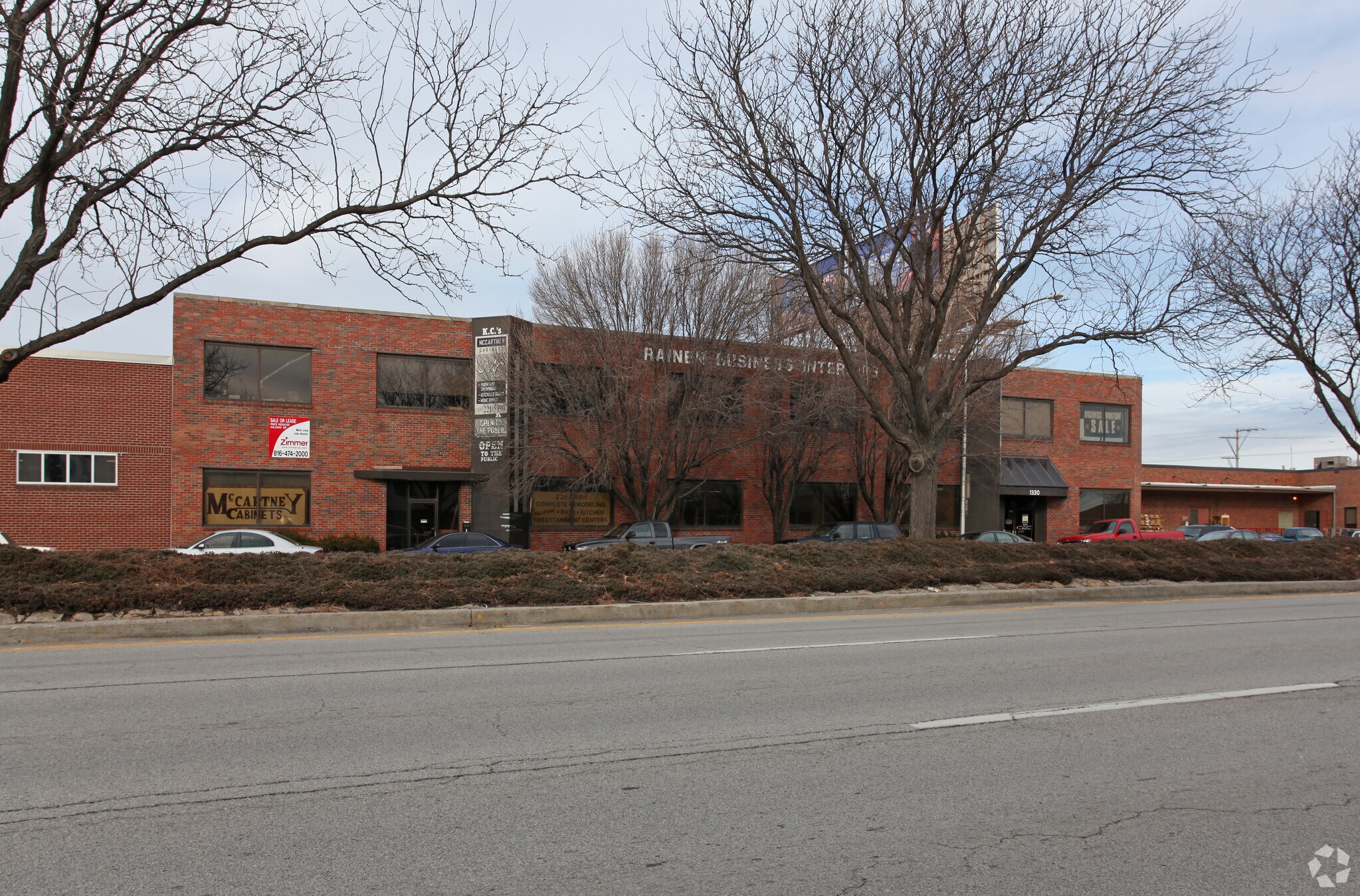 1330 Burlington St, North Kansas City, MO à louer Photo principale– Image 1 sur 3