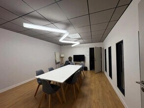 Bureau dans La Chapelle-sur-Erdre à vendre Photo intérieure– Image 2 sur 13