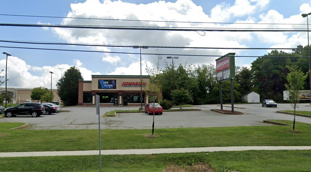 5319-5321 Concord Pike, Wilmington, DE à louer Photo de l’immeuble– Image 1 sur 3