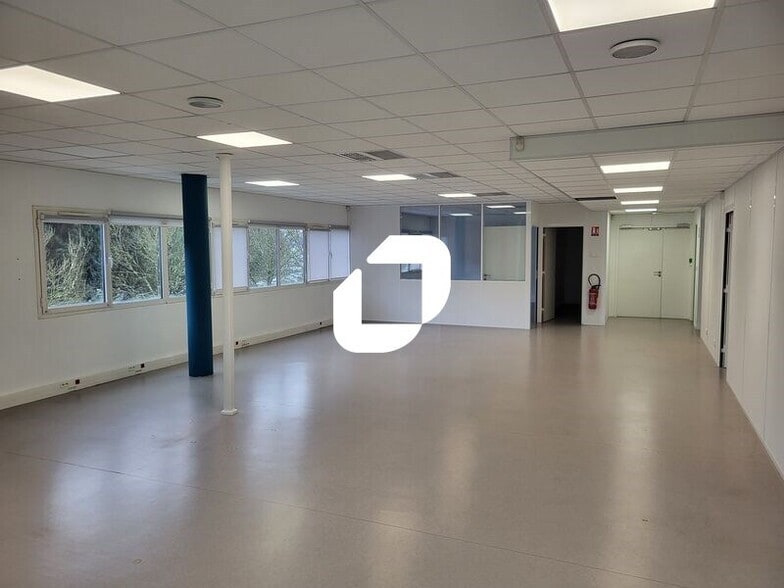 Bureau dans Mérignac à louer - Photo intérieure – Image 2 sur 8