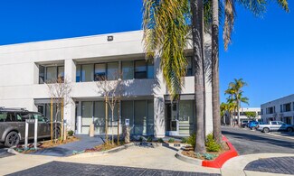 Plus de détails pour 711 W 17th St, Costa Mesa, CA - Local d'activités à louer