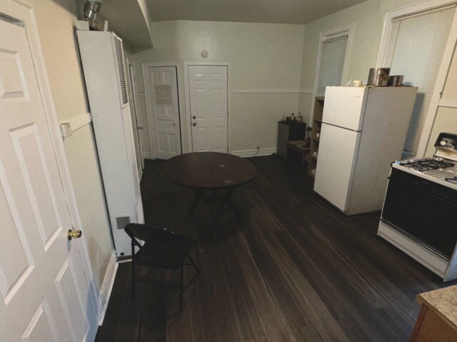 4530 S Paulina St, Chicago, IL à vendre - Photo de l’immeuble – Image 2 sur 14