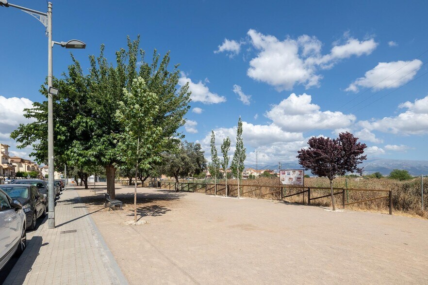 Terrain dans Las Gabias, Granada à vendre - Photo de l’immeuble – Image 3 sur 26