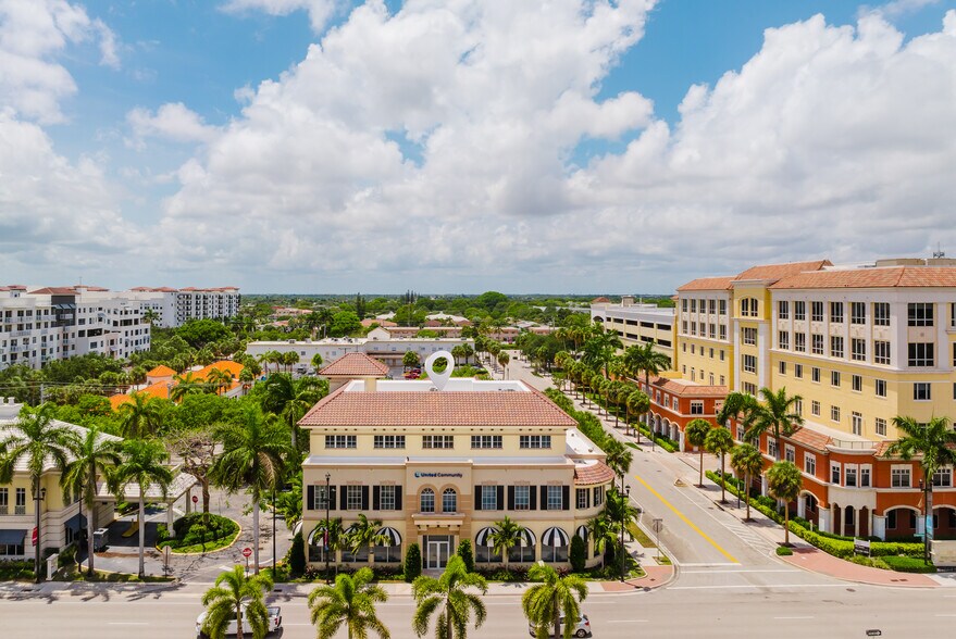 601 S Federal Hwy, Boca Raton, FL à louer - Photo de l’immeuble – Image 2 sur 21