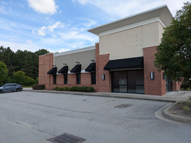 4030 Winder Hwy, Flowery Branch, GA à louer - Photo de l’immeuble – Image 2 sur 4