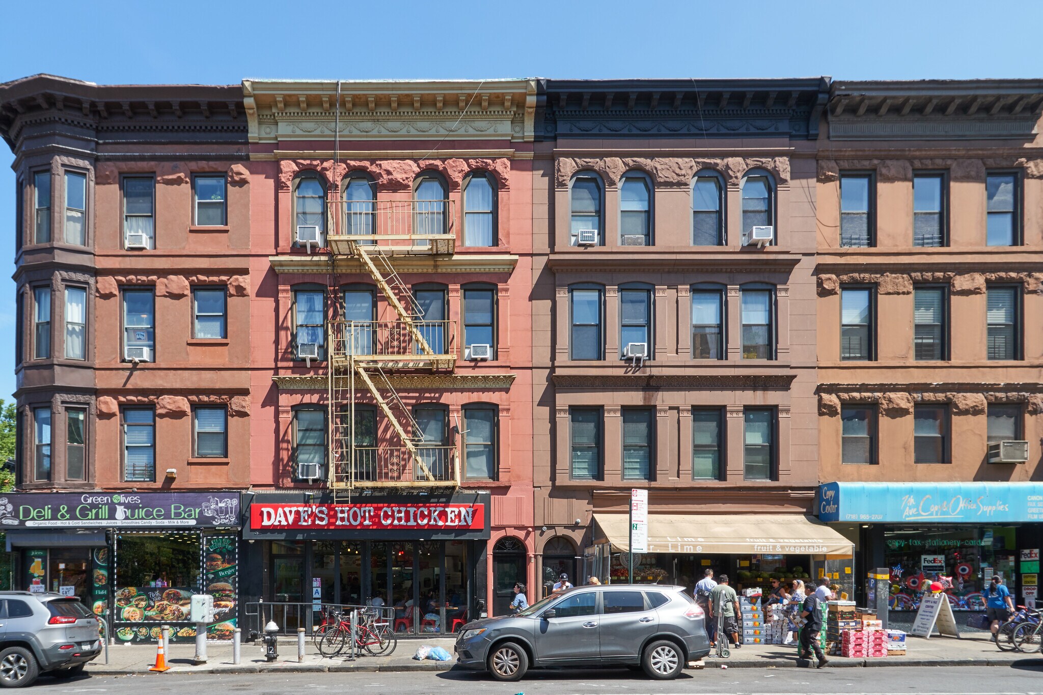 311 7th Ave, Brooklyn, NY à louer Photo de l’immeuble– Image 1 sur 4