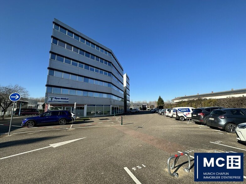 Bureau dans Strasbourg à vendre - Photo de l’immeuble – Image 1 sur 11