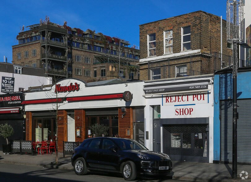 57-58 Chalk Farm Rd, Londres à louer - Photo de l’immeuble – Image 2 sur 7