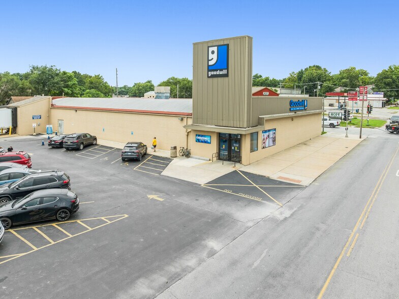 104 S Broadway St, Leavenworth, KS à vendre - Photo de l’immeuble – Image 1 sur 3