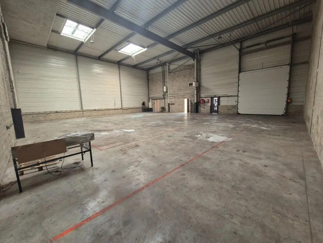 Bureau dans GOUSSAINVILLE à louer Photo de l’immeuble– Image 1 sur 6