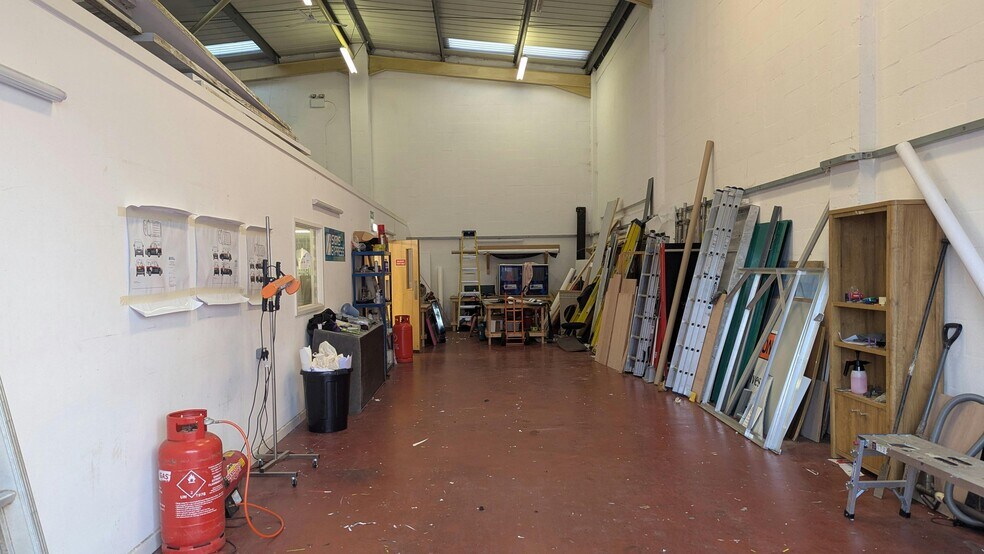 6 Red Ln, Coventry à louer - Photo de l’immeuble – Image 2 sur 11