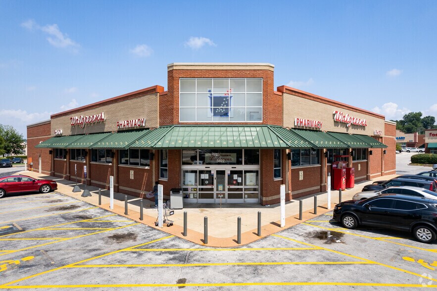3822 S Kingshighway Blvd, Saint Louis, MO à louer - Photo principale – Image 1 sur 4