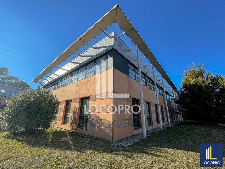 Bureau dans Aix-en-Provence à louer - Photo de l’immeuble – Image 1 sur 5