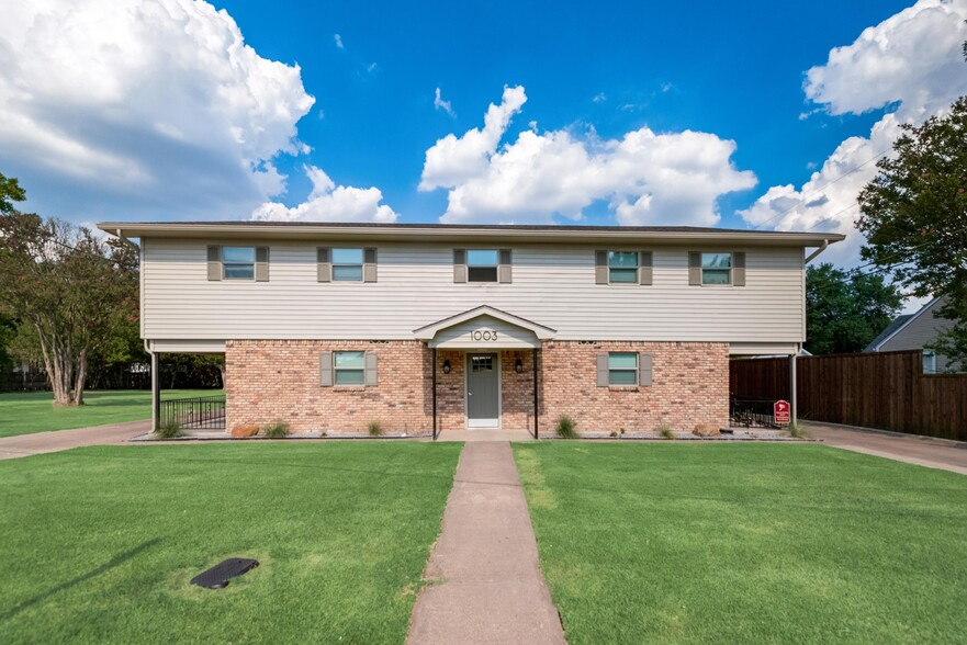 1003 S Houston St, Kaufman, TX à vendre - Photo de l’immeuble – Image 3 sur 11