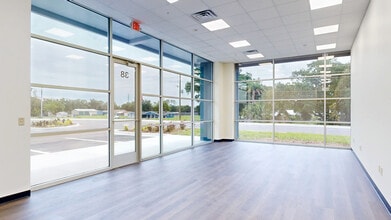 Pace Rd, Auburndale, FL à louer Numérisation 3D Matterport– Image 1 sur 14