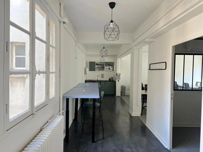Bureau dans Paris à louer - Photo de l’immeuble – Image 3 sur 7