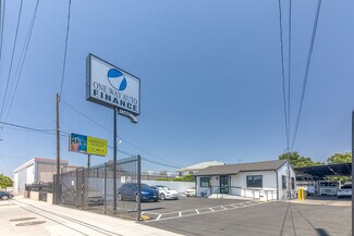 Plus de détails pour 13449 Van Nuys Blvd, Pacoima, CA - Local commercial à vendre
