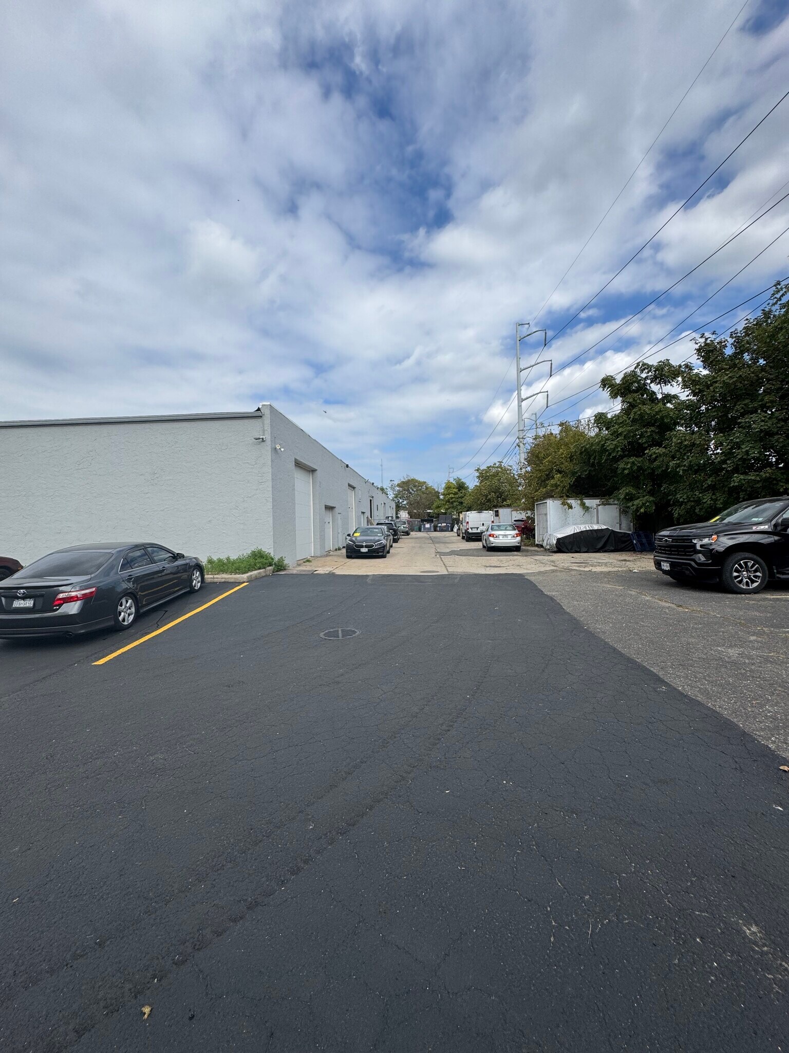130-138 Railroad St, Huntington Station, NY à louer Photo de l’immeuble– Image 1 sur 11