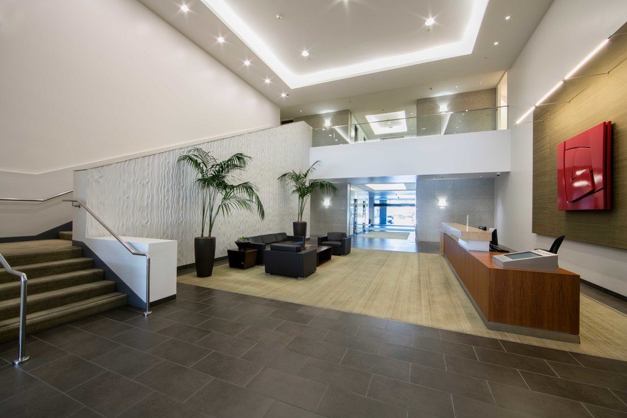 135 S state college Blvd, Brea, CA à louer - Photo intérieure – Image 3 sur 20