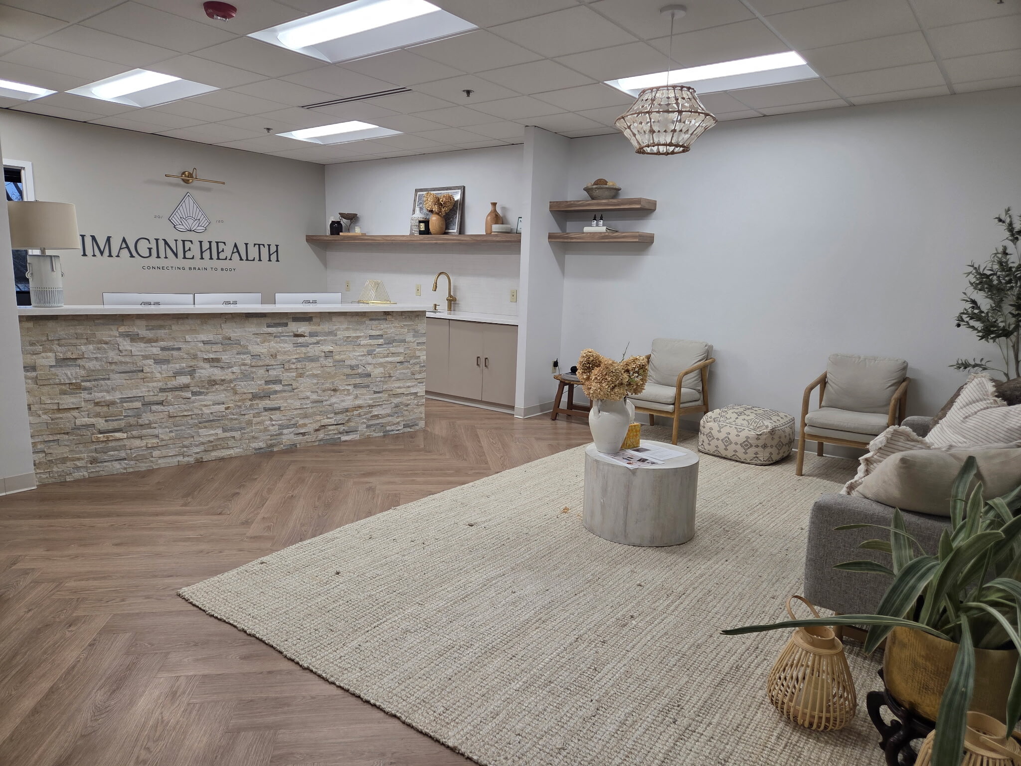 500 Chesterfield Ctr, Chesterfield, MO à louer Photo intérieure– Image 1 sur 14