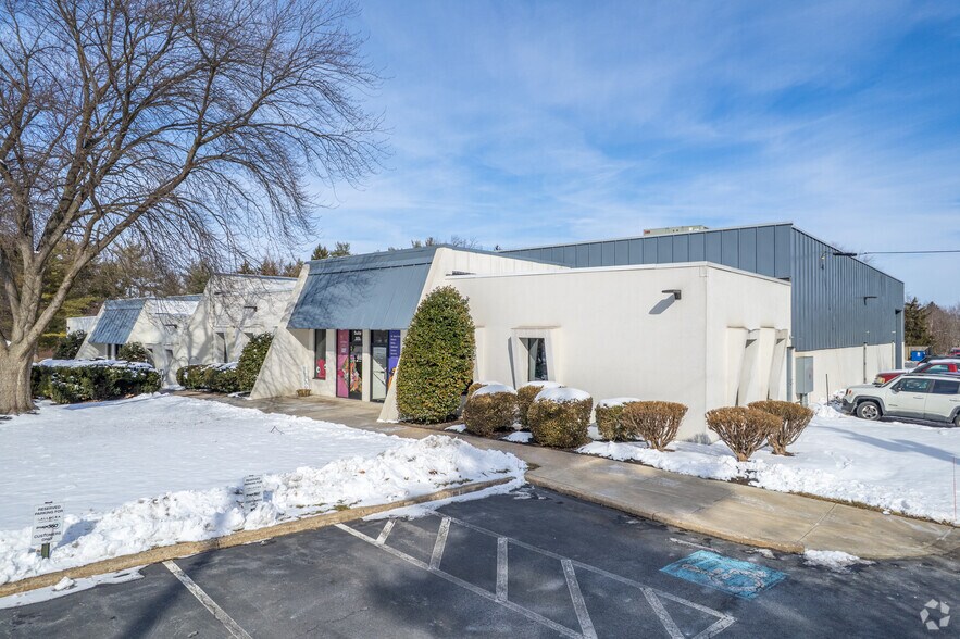 1909 Olde Homestead Ln, Lancaster, PA à louer - Photo de l’immeuble – Image 2 sur 4
