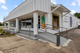 Plus de détails pour 3620 W Fairfield Dr, Pensacola, FL - Local commercial à louer