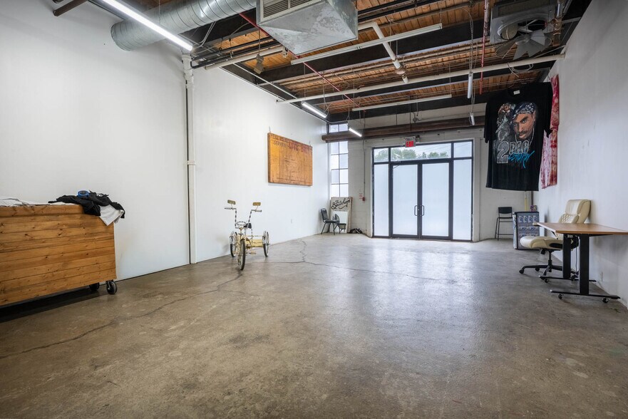 100 Symes Rd, Toronto, ON à vendre - Photo de l’immeuble – Image 3 sur 10