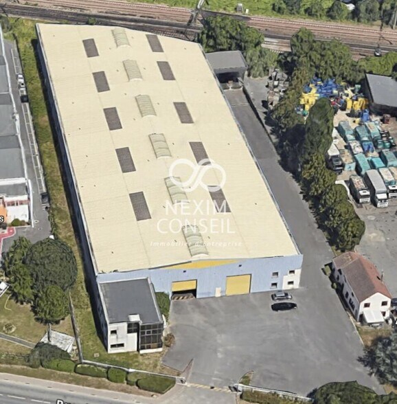 Industriel/Logistique dans Bonneuil-sur-Marne à louer - Photo de l’immeuble – Image 2 sur 3