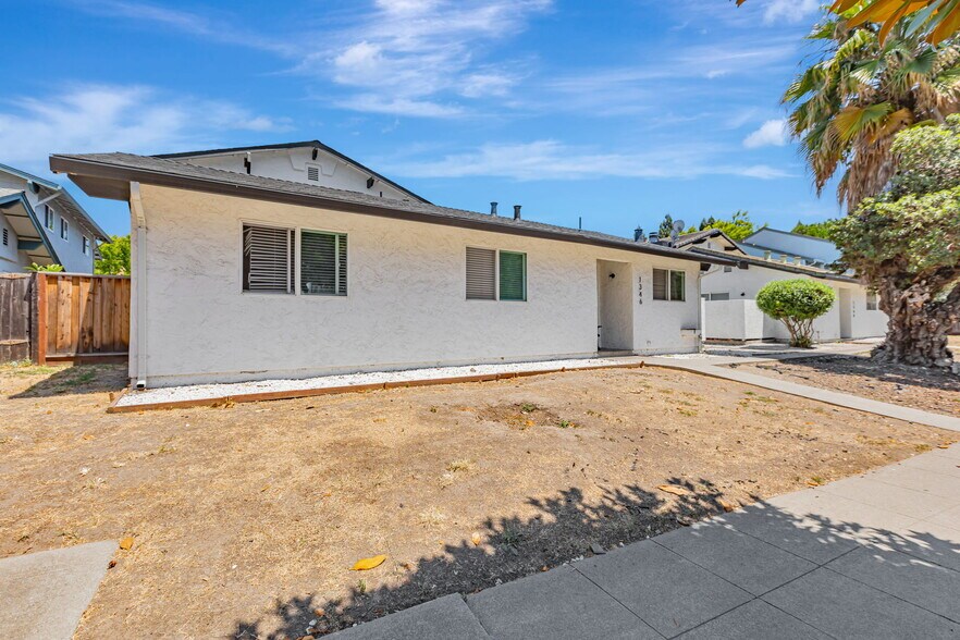 1346-1360 Lick Ave, San Jose, CA à vendre - Photo de l’immeuble – Image 3 sur 10
