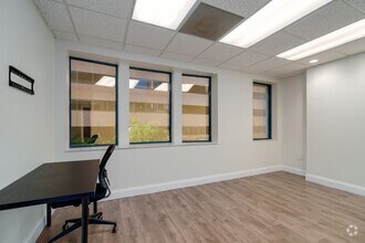 14 E Washington St, Orlando, FL à louer Photo intérieure– Image 2 sur 3
