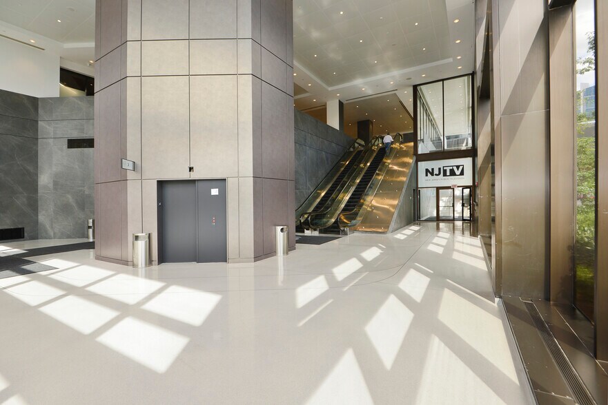 2 Gateway Ctr, Newark, NJ à louer - Photo intérieure – Image 3 sur 9