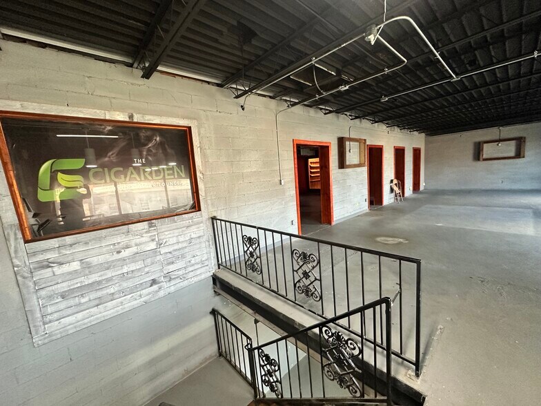 2493 Broad Ave, Memphis, TN à vendre - Photo de l’immeuble – Image 3 sur 13