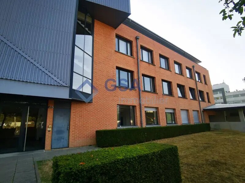 Bureau dans Évry-Courcouronnes à louer Photo de l’immeuble– Image 1 sur 6