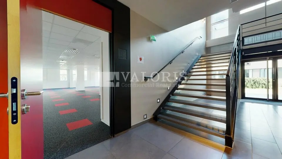 Bureau dans Lyon à vendre - Photo de l’immeuble – Image 1 sur 5
