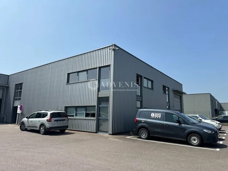 Local d’activités dans Norroy-le-Veneur à louer - Photo de l’immeuble – Image 1 sur 9