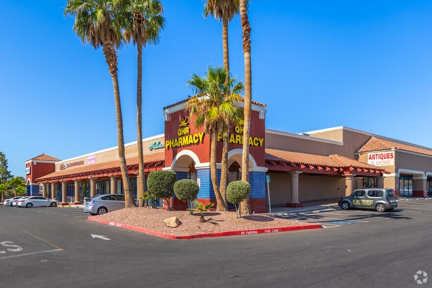 3317-3375 E Russell Rd, Las Vegas, NV à vendre - Photo de l’immeuble – Image 2 sur 10