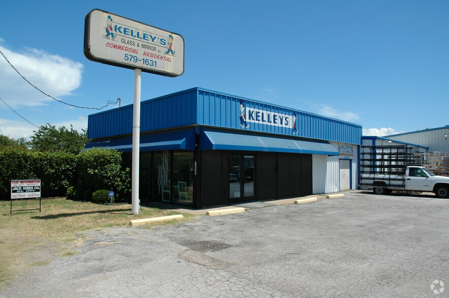 1220 Rock Island Rd, Irving, TX à louer - Photo de l’immeuble – Image 2 sur 11