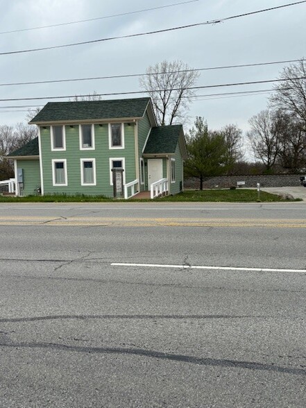 6444 W Broadway, McCordsville, IN à vendre - Photo principale – Image 1 sur 12