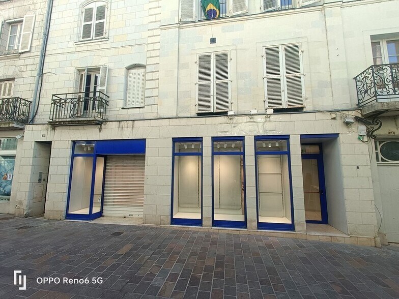 Local commercial dans Saumur à louer - Photo de l’immeuble – Image 1 sur 7