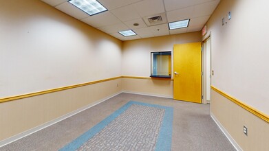 196 Waterford Pky S, Waterford, CT à louer Photo intérieure– Image 2 sur 8