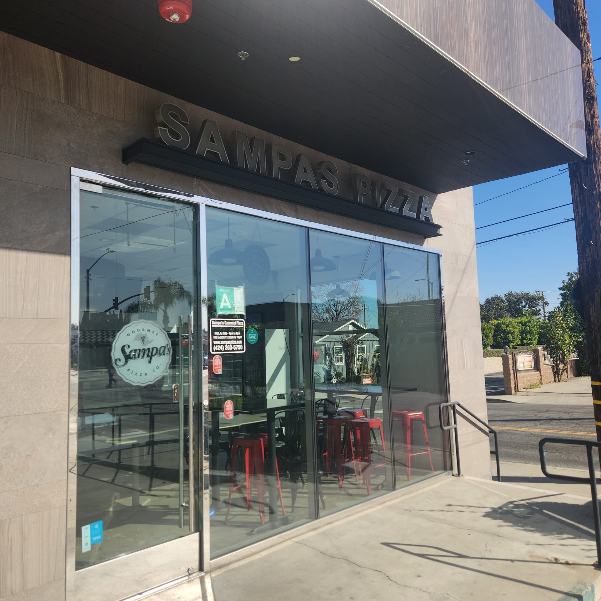 2413 Pacific Coast Hwy, Lomita, CA à louer Photo de l’immeuble– Image 1 sur 2