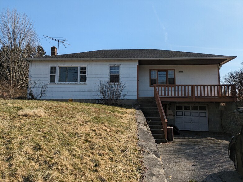 3667 Danbury Rd, Brewster Village, NY à vendre - Photo de l’immeuble – Image 3 sur 3