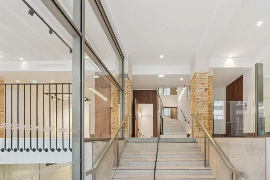 8 Cité Paradis, Paris à louer - Photo de l’immeuble – Image 3 sur 22