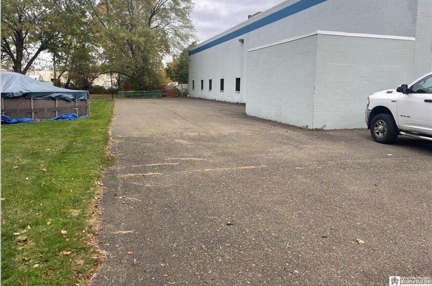1850 Lydon Ave, Falconer, NY à vendre - Photo de l’immeuble – Image 3 sur 41