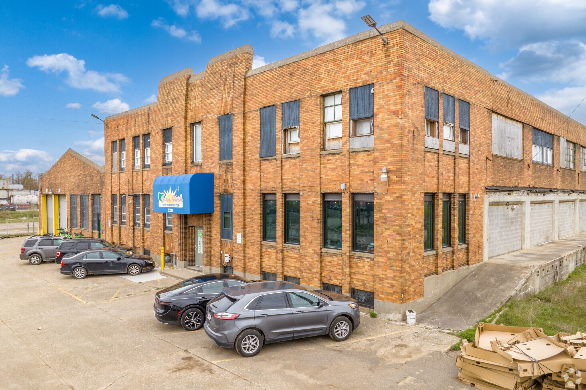 120 S Green St, Detroit, MI à louer Photo principale– Image 1 sur 37