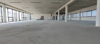 Plus de détails pour 6 Avenue De Shenzhen, Chasseneuil-du-Poitou - Bureau à louer