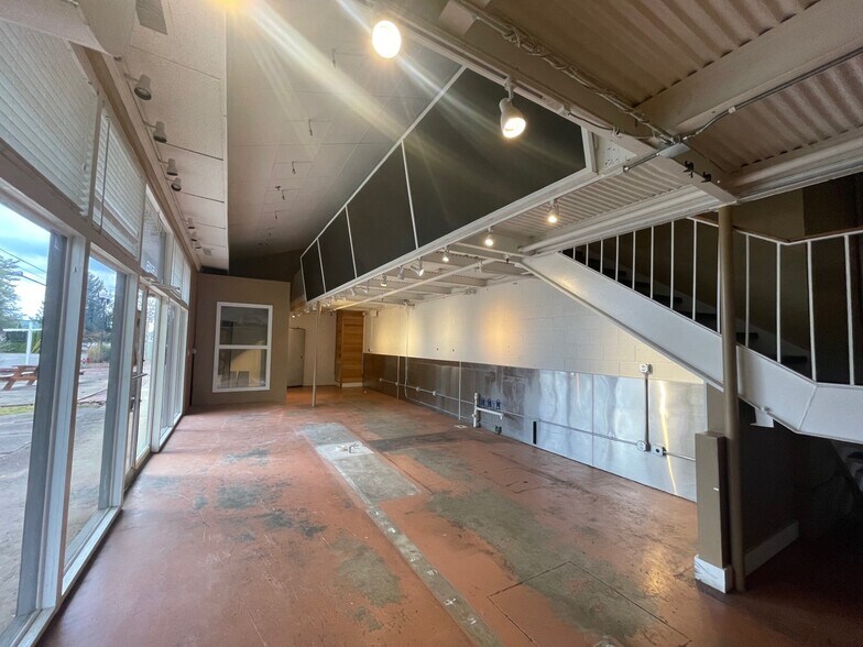 5115 Homberg Dr, Knoxville, TN à louer - Photo de l’immeuble – Image 2 sur 3