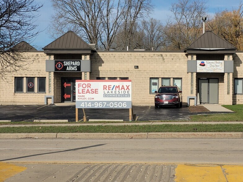 N96W15504 County Line Rd, Germantown, WI à louer - Photo principale – Image 1 sur 11